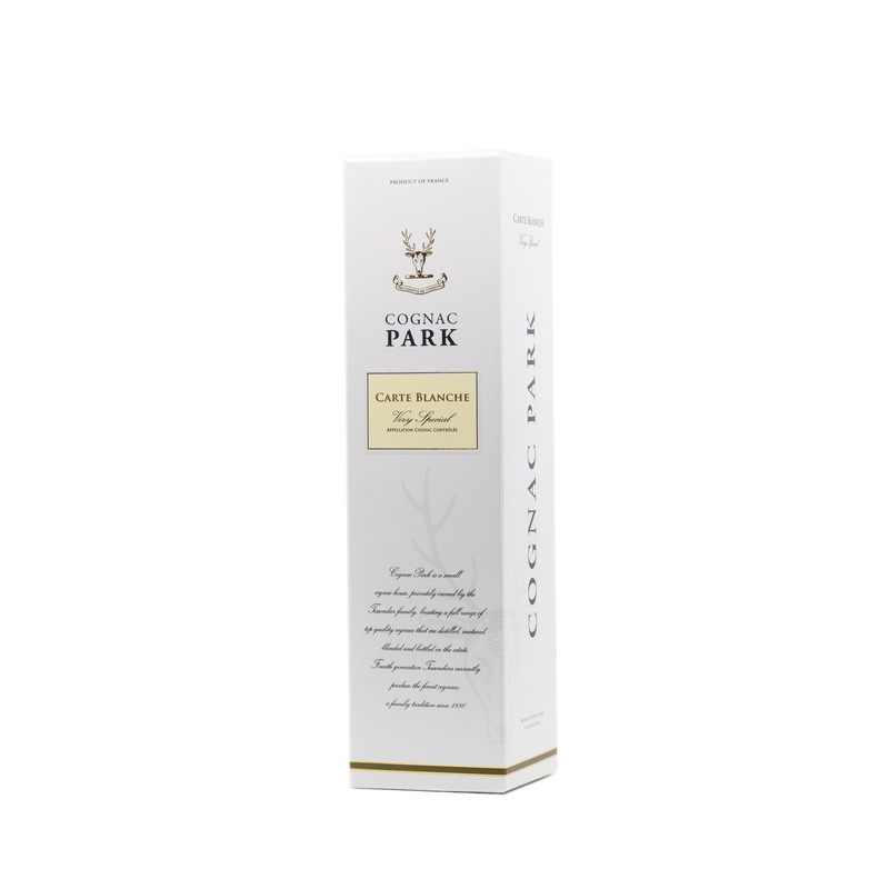 PARK Cognac Carte Blanche VS 40% 70cl(karbis)